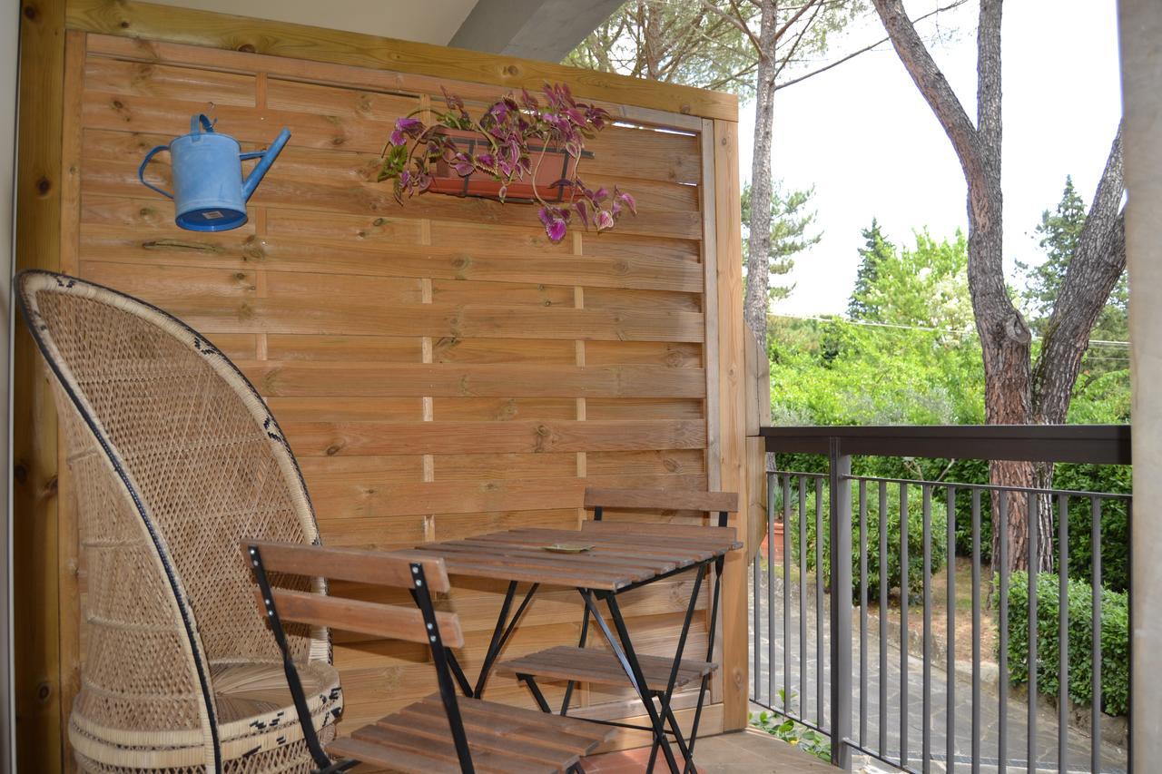 B&B Villa Il Poggiolino 몰리노데피아노 외부 사진