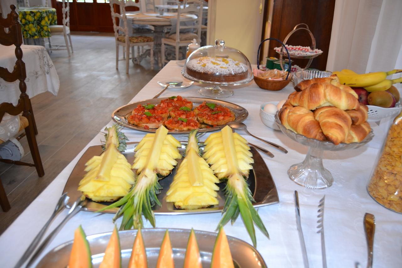 B&B Villa Il Poggiolino 몰리노데피아노 외부 사진